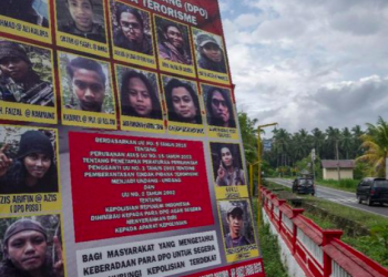 Baku Tembak Sengit Tewaskan Dua DPO Teroris Poso