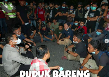 Kongres HMI Surabaya XXXI , Begini Cara Polisi Surabaya Berikan Cooling System