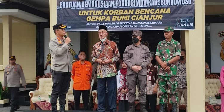 Polres Bondowoso Kirim bantuan sembako untuk Warga Terdampak Gempa Cianjur