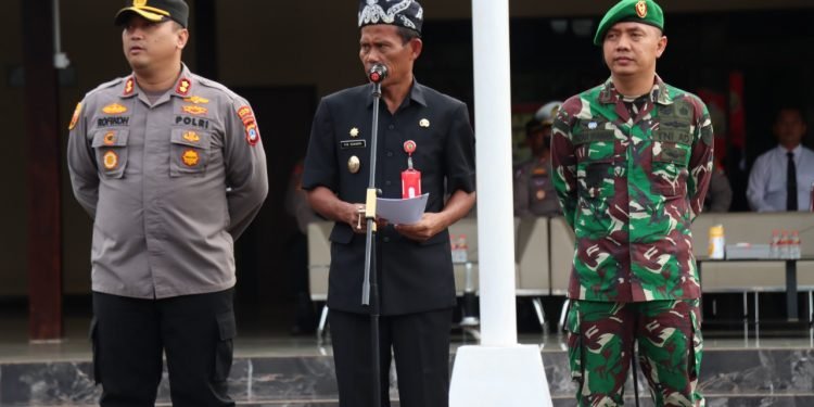 Kapolres Tanah Laut Mengikuti Apel Pengecekan Personil dan Peralatan Satgas Kontijensi