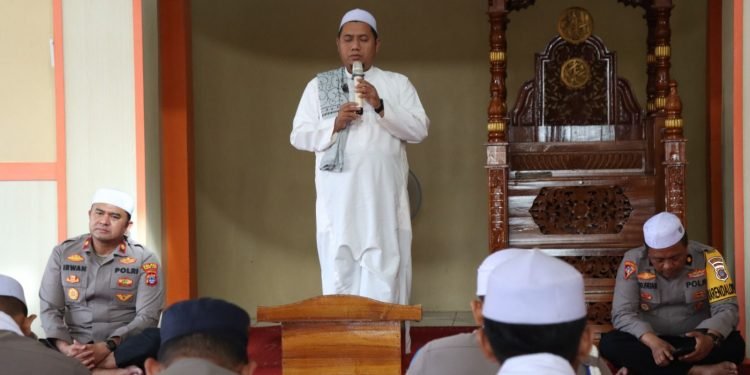 Polres Tanah Laut Gelar Peringatan Isra Mi’raj Nabi Muhammad SAW Di Masjid Nuruddin