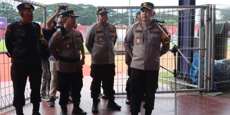 Pengamanan Maksimal Polres Kediri Kota Laga Persik vs Persebaya di Stadion Brawijaya Berjalan Aman Dan Lancar