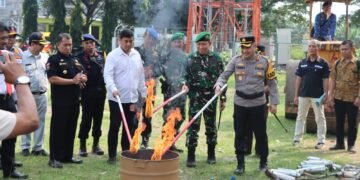Polres Kediri Kota Apel Gelar Pasukan Operasi Ketupat Semeru 2023 dan Pemusnahan Barang Bukti Hasil Ungkap KRYD.