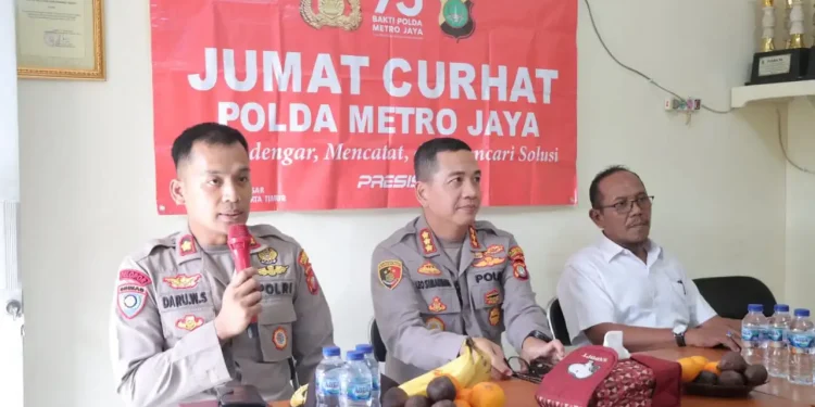 Menyerap Aspirasi Warga Pinang Ranti, Kapolres Jaktim Gelar Jumat Curhat