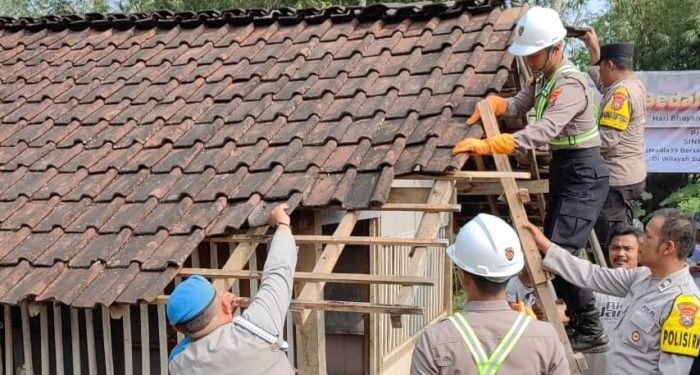 Progres Program Bedah 3 Rumah 1 Masjid Polresta Malang Kota Sudah Capai 80 Persen