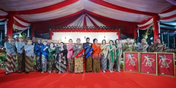 Dengan Gelar Wayang Kulit Lakon Wahyu Cakraningrat, Kapolri: Sinergisitas TNI Polri Rakyat Makin Kuat