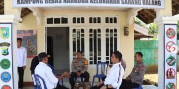 Wakapolres Tanah Laut Lakukan Pengecekan Posko Kampung Bebas Narkoba