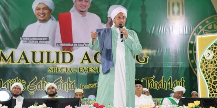 Polres Tanah Laut Bersama Majelis Ahbabul Mustofa Gelar Maulid Agung Rasulullah Muhammad SAW