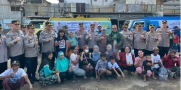 Hari Jadi Ke-72 Humas Polri Dirayakan Dengan Berbagi Air Bersih