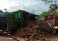 Polresta Malang Kota Respon Cepat Tangani Truk Tebu Terguling Libatkan Forklift