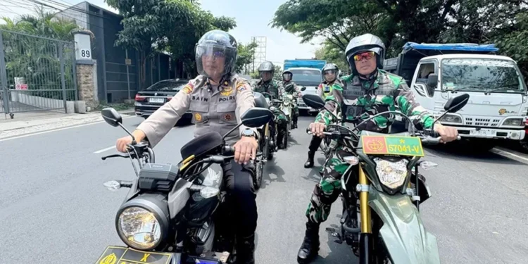 Kapolsekta dan Danramil se-Kota Malang Patroli Amankan Pilkada