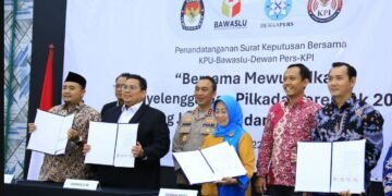 Kadiv Humas Polri Hadiri Penandatanganan SKB Gugus Tugas Pemantauan Pemberitaan Pilkada 2024