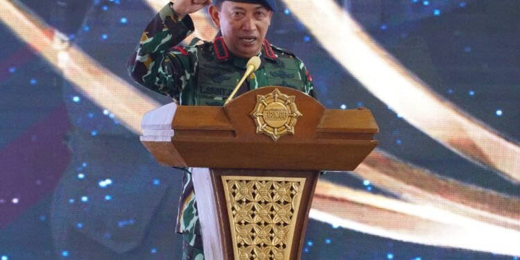 Kapolri Apresiasi Anggota Brimob yang Berhasil Bebaskan Pilot Susi Air Korban Penyanderaan KKB