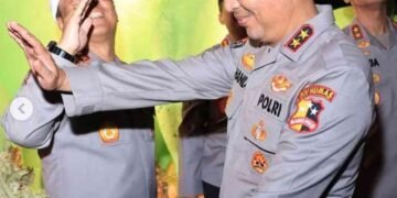 Kadiv Humas Polri Meriahkan Karnaval Kemerdekaan, Sapa Masyarakat dengan Salam Saranghaeyo